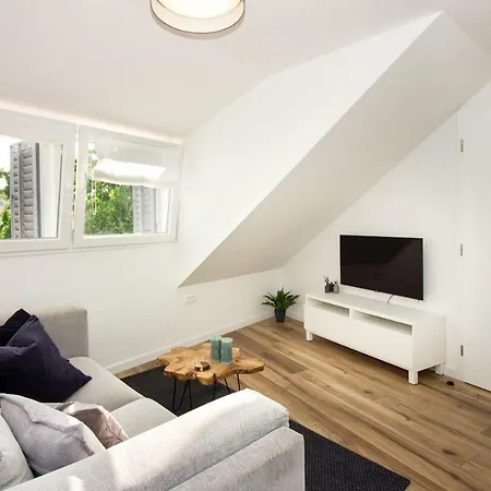 Apartmán Apartments Jardin Old Town *
