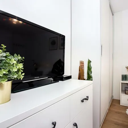 Apartments Jardin Old Town