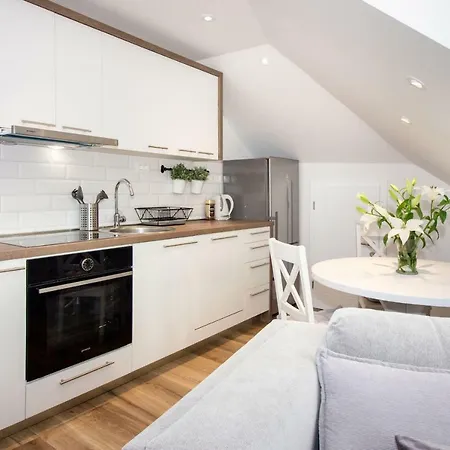 Apartments Jardin Old Town * Split